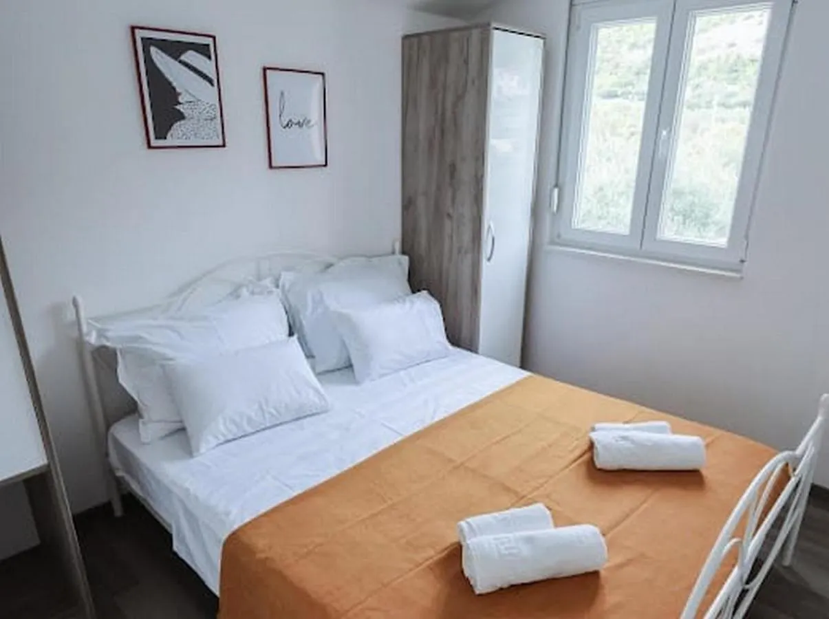 Villa Jelena Kastel Novi