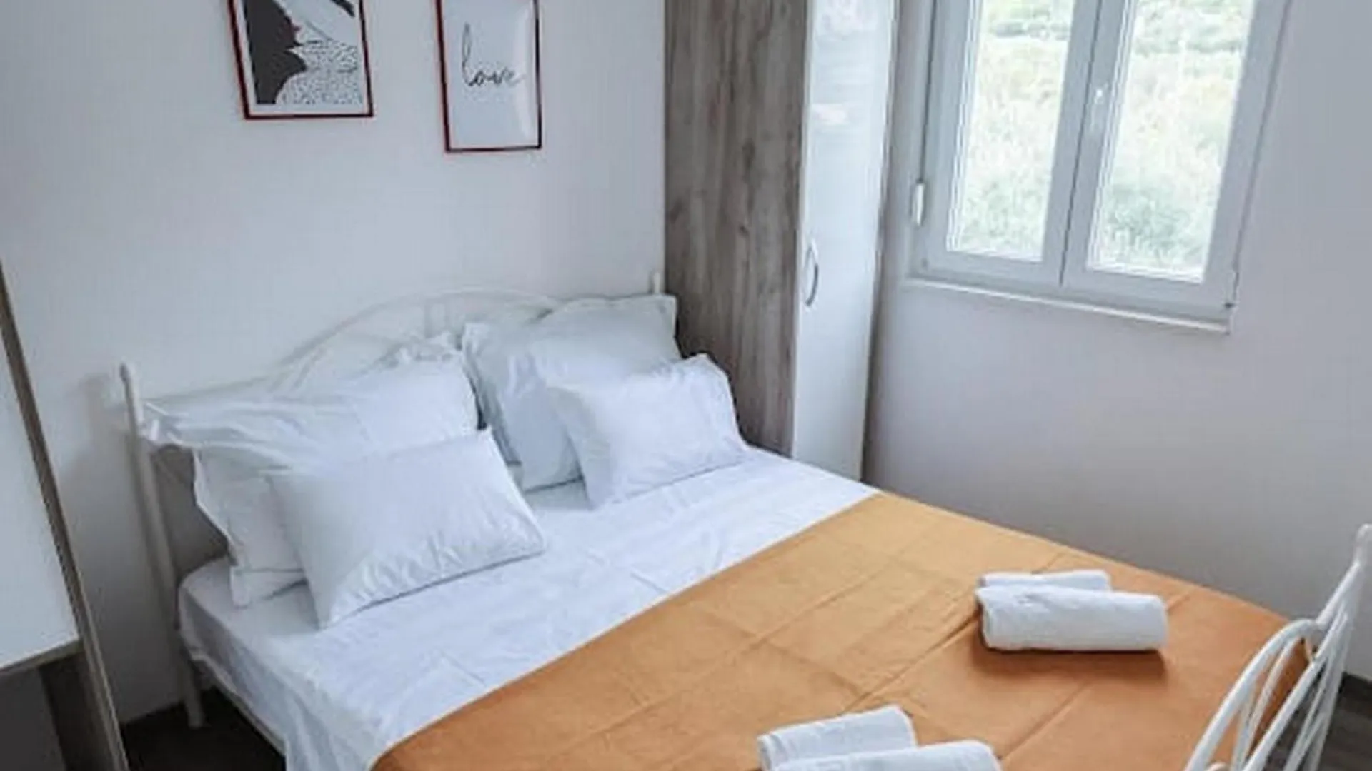 Villa Jelena Kaštel Novi